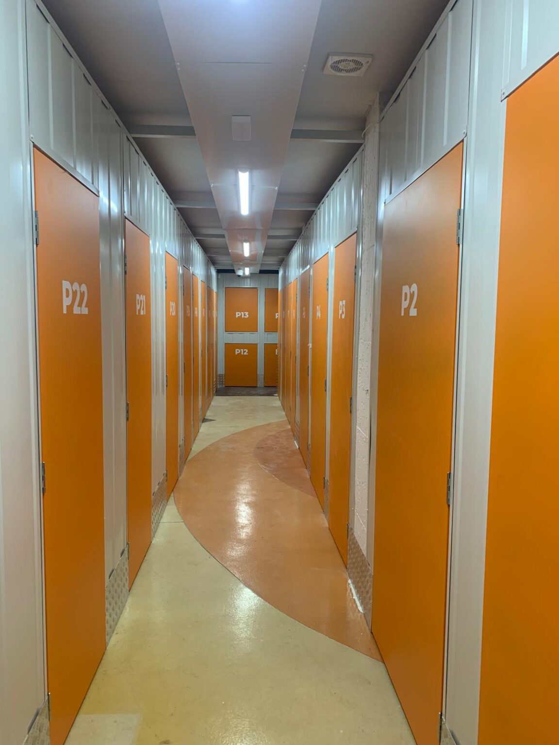 Acceso a trasteros individuales en Granada